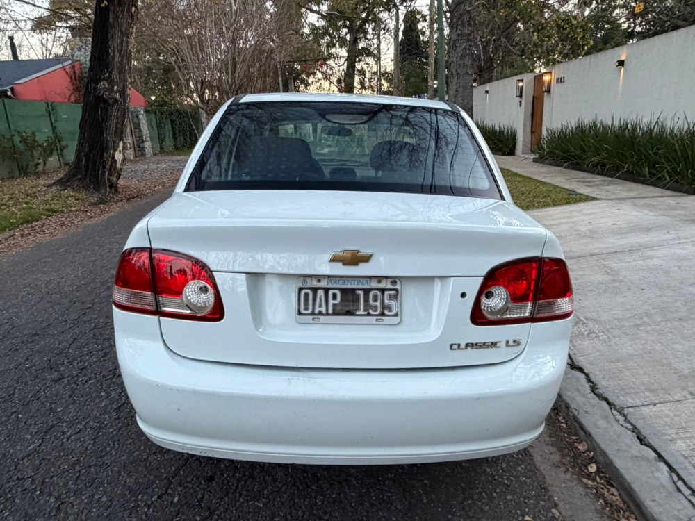 Chevrolet CLASSIC LS — foto 6